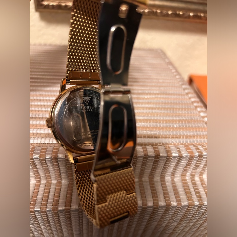 Guess Watch - Picture 5 of 5